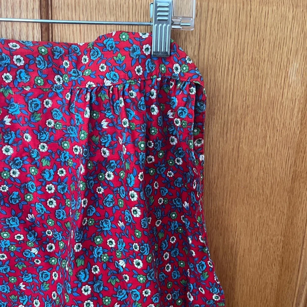 Vintage cottagecore Red Floral Half Apron with Lace Trim